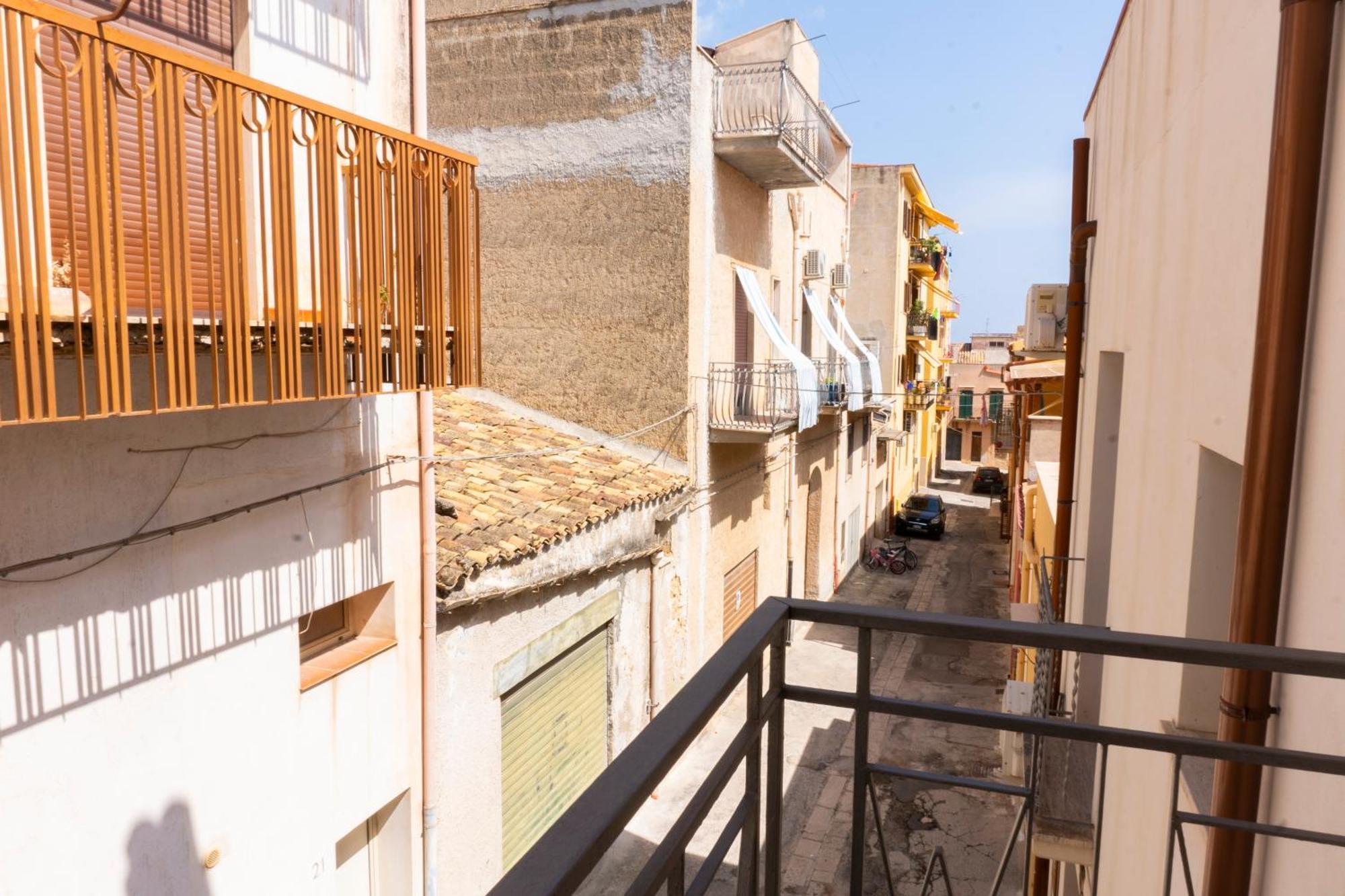卡斯泰拉马莱La Terrazza Di Rachele公寓 外观 照片