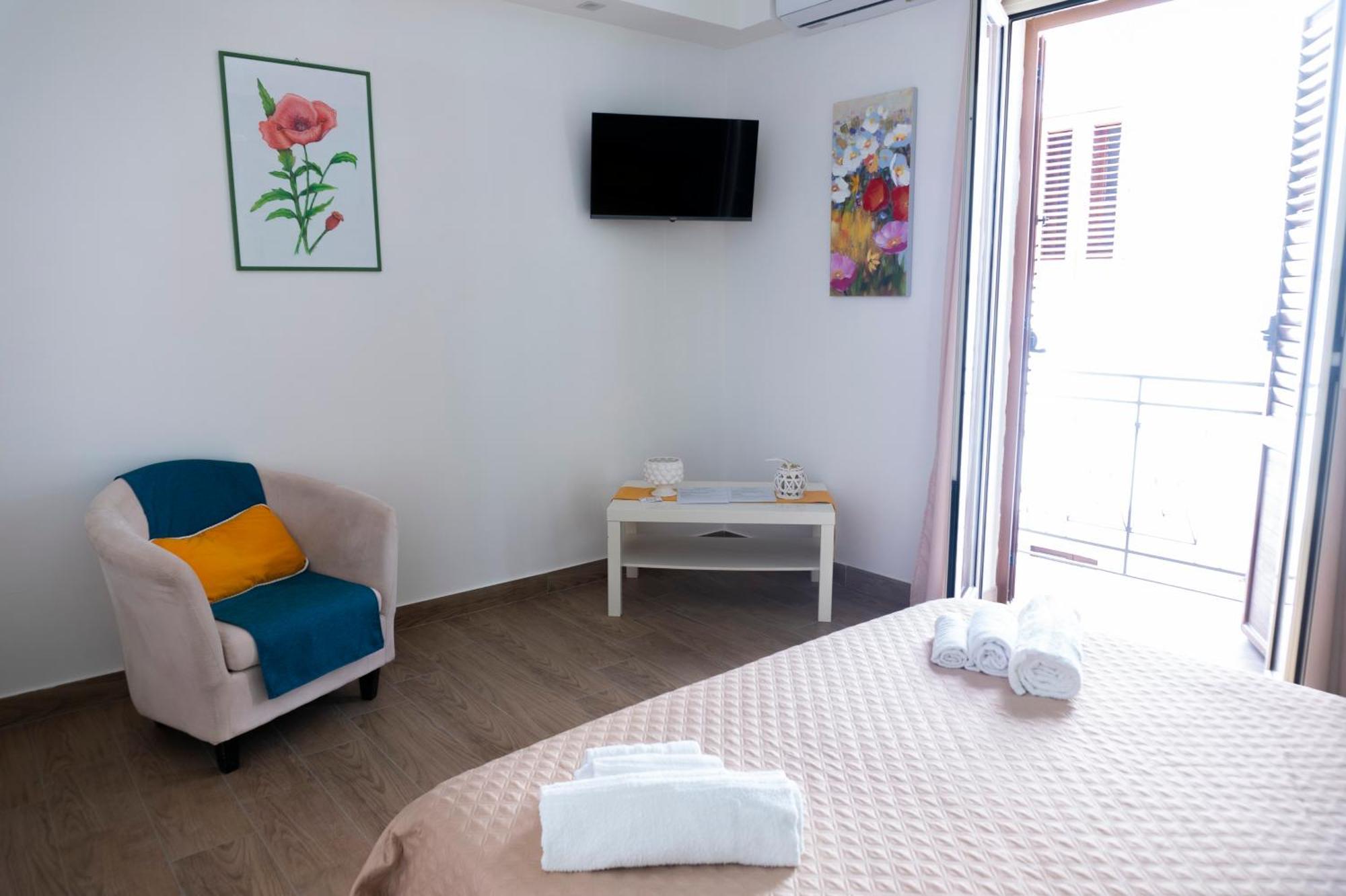 卡斯泰拉马莱La Terrazza Di Rachele公寓 外观 照片